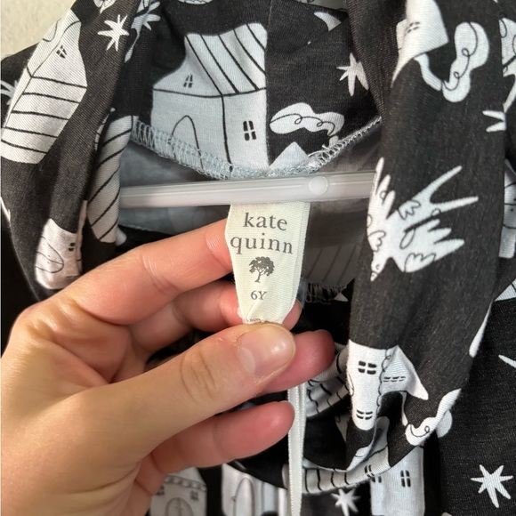 Kate Quinn Long Sleeve Cowl Neck Dress in Little Houses Girls size 6 new - Picture 4 of 5